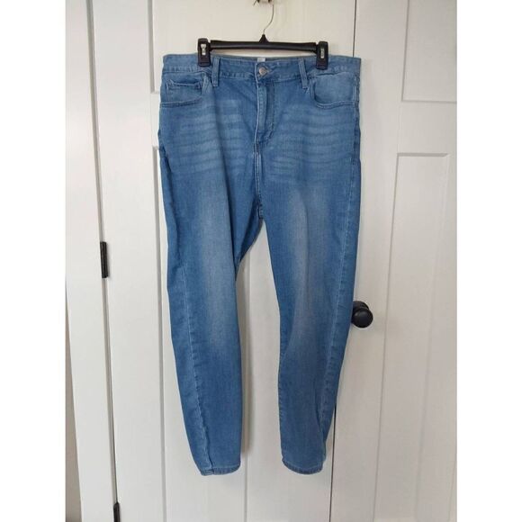 Forever 21+ Jeans Sz 16 Medium wash - Picture 1 of 7